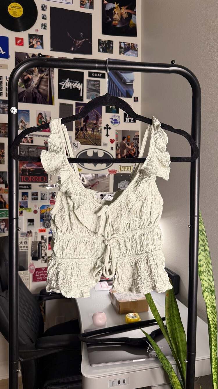 RSQ Ruffle Tie-Front Crinkle Tank Top Sage Green X-Small